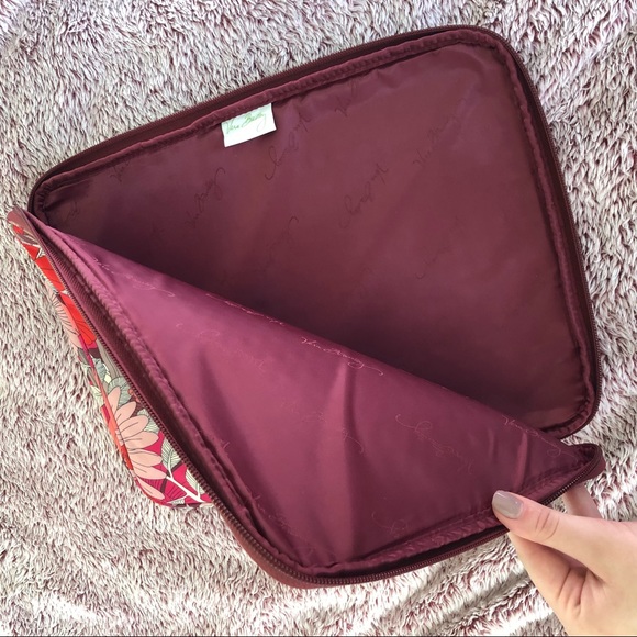 Vera Bradley Accessories - NWOT vera bradley laptop case